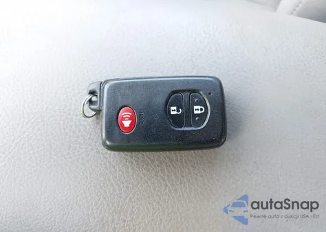 2012 Toyota Rav4 Limited V6 z USA, uszkodzony, nr VIN 2T3DK4DV7CW070149